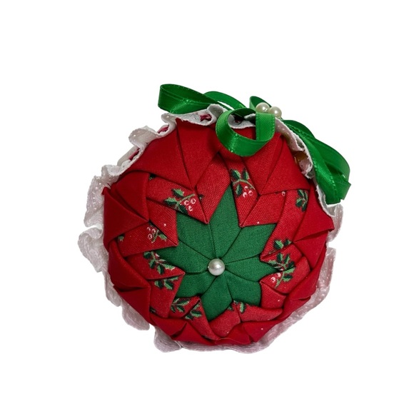 Vintage Handmade Folded Fabric Star Ribbon Christmas Ball Ornaments Set of 6 - Picture 12 of 15